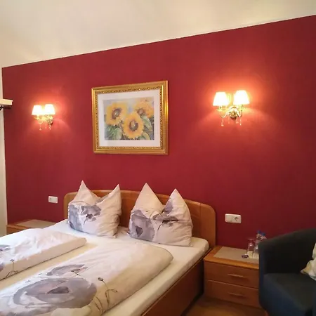 Gaestezimmer Bruehl Δωμάτια σε οικογενειακή κατοικία Markt Sankt Florian