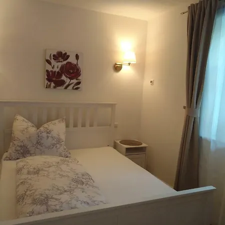 Δωμάτια σε οικογενειακή κατοικία Gaestezimmer Bruehl Markt Sankt Florian