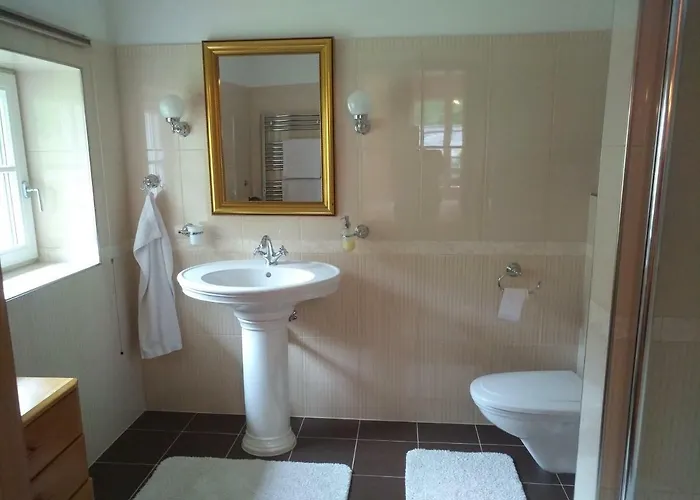 Gaestezimmer Bruehl Δωμάτια σε οικογενειακή κατοικία